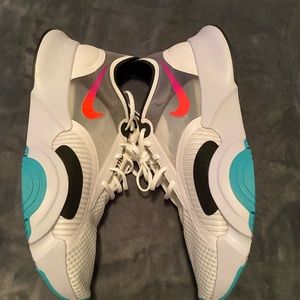 Nike SuperRep Go Football Grey Crimson White Black Flash Crimson